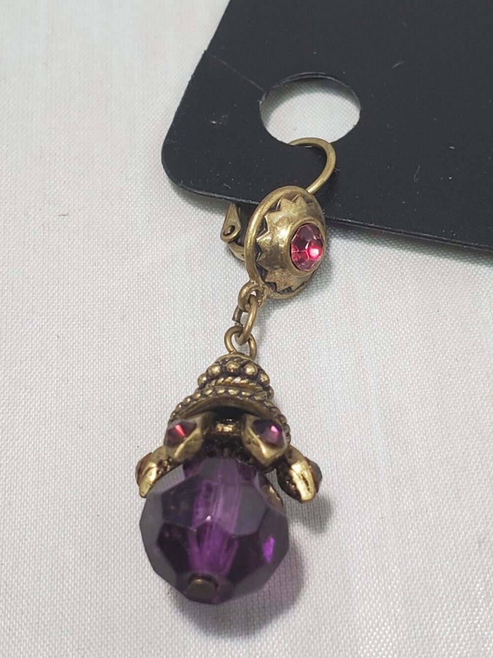Banana Republic Vintage-Style Purple Crystal & Brass Dangle Earrings - Picture 7 of 8